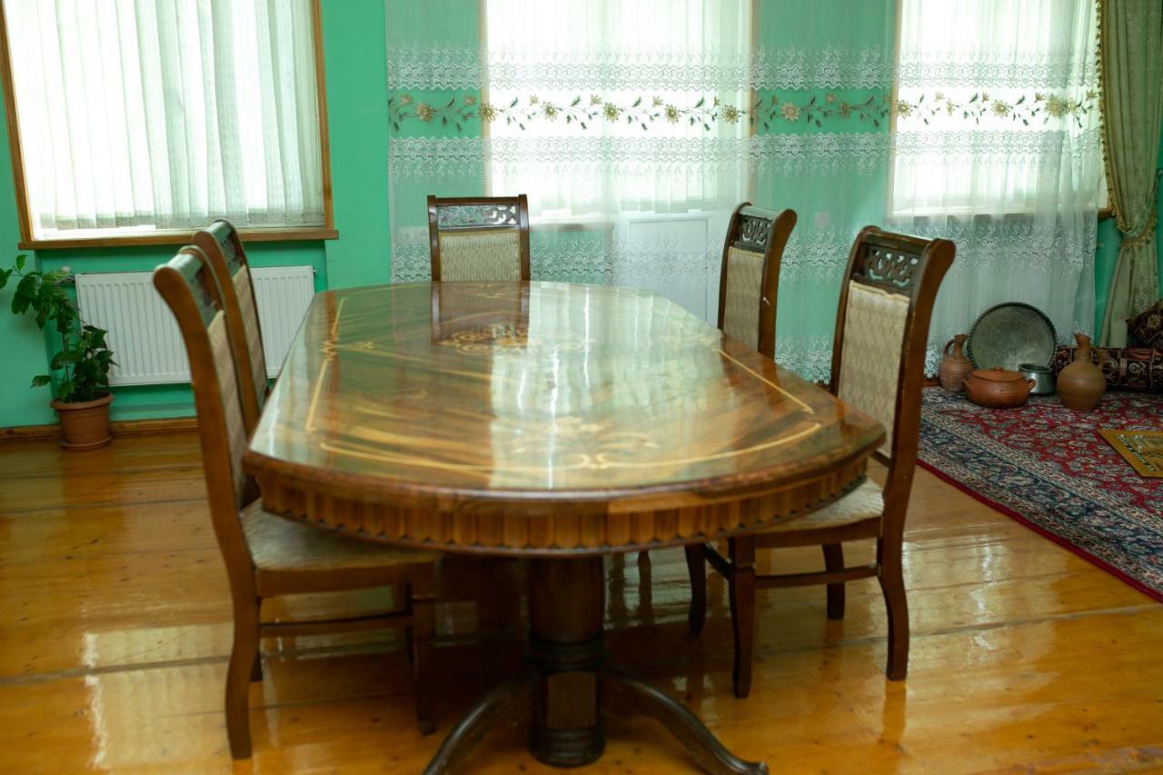 Khurma Hostel Ganja Ngoại thất bức ảnh