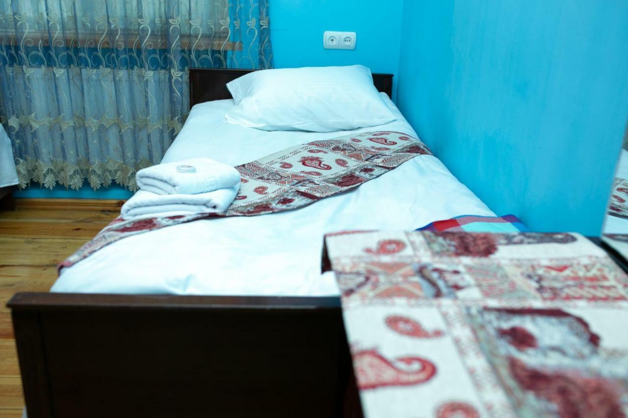 Khurma Hostel Ganja Ngoại thất bức ảnh